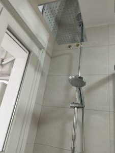 Reforma de lavabo en Cornella