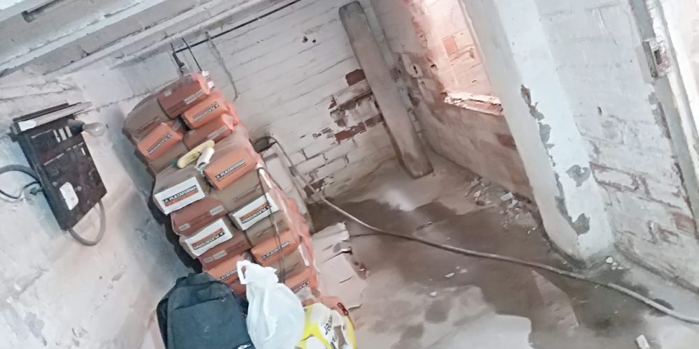 Primer paso en una reforma de fachada y 2 patios exteriores